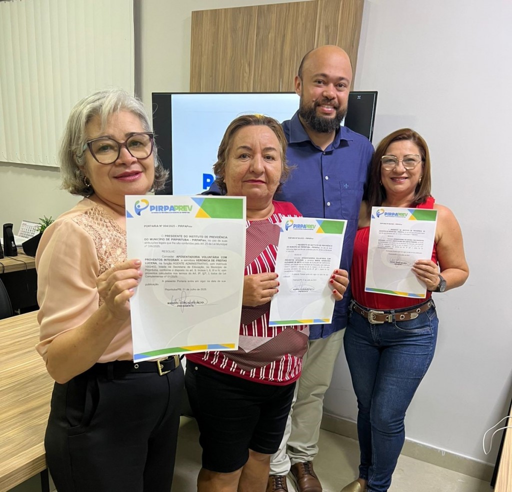 PirpaPrev concede aposentadoria a três servidoras do município